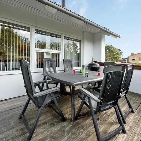 Sylvie - 1-5km From The Sea By Interhome Hébergement de vacances